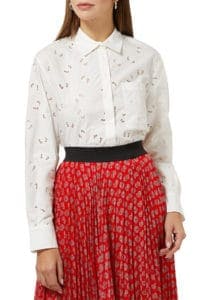 بلوزة منقوشة