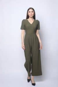 طقم سهرة باللون الزيتي