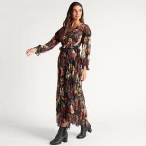 فساتين سواريه طويلة للمحجبات