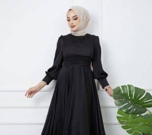 فساتين سواريه محجبات ستان أسود