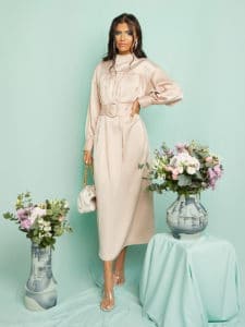 فساتين سواريه محجبات ستان باللون البيج