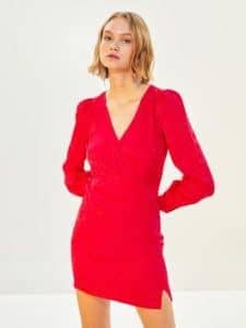 فستان أحمر للمناسبات