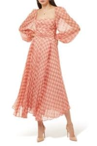 فستان بتخطيط المربعات