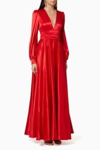 فستان ستان احمر للأمهات المحجبات