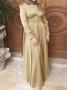 فستان ستان ذهبي