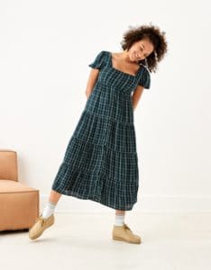 فستان سهرة بسيط