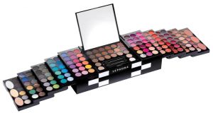 شنطة ماكياج سيفورا