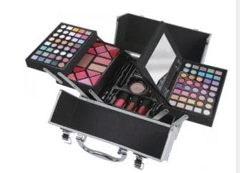 شنطة ماكياج