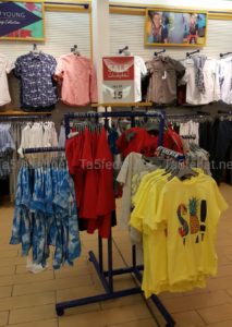 ملابس السي وايكيكي