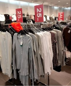 تخفيضات اتش اند ام 2022