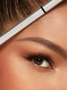 قلم شي ان للحواجب