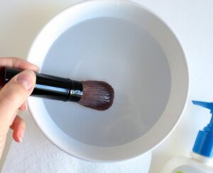 فرش مكياج ماك