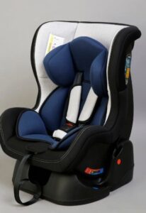 كرسي سيارة للاطفال رد تاغ