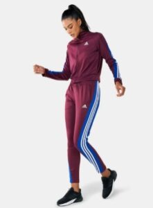 طقم اديداس رياضي