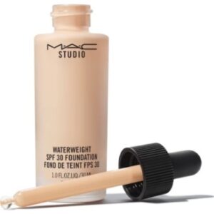 مستحضرات تجميل ماك