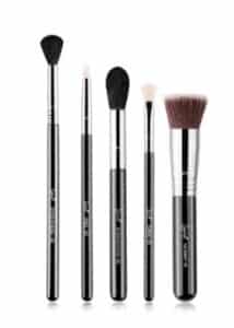 أطقم فرش المكياج