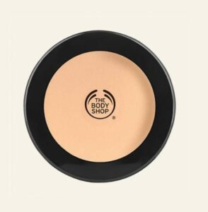 أفضل كريمات البشرة الدهنية