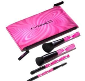 فرش ماك كوزماتكس