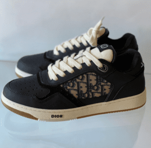 متجر اي سفن سنيكرز