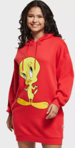 فستان احمر مقاس كبير نمشي