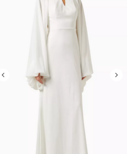 فستان طويل مطرز للمحجبات