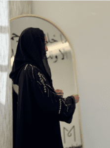 عباية خرز 54 من ماركة فخامة