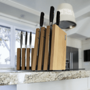 حاملة سكاكين مغناطيسية