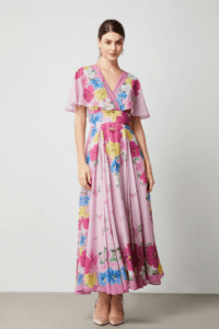 فستان مورد بأكمام كاب