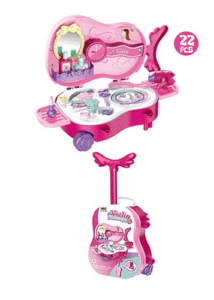 ألعاب – مجموعة من أدوات المكياج